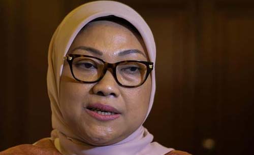 Menteri Ketenagakerjaan Ida Fauziyah menjelaskan syarat bagi penerima bantuan Rp 2,4 juta untuk 4 bulan.. (Foto:Antara)