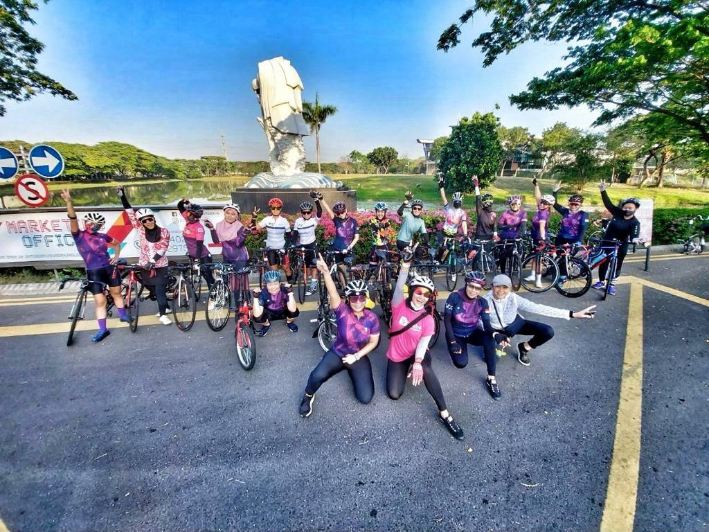 Tim cyclist WCC Surabaya dalam #goweskece keliling Kota Surabaya. (Istimewa) 