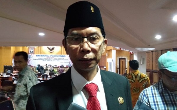 Ketua DPC PDI Perjuangan (PDIP) Kota Surabaya, Adi Sutarwijono atau akrab disapa Awi. (Foto: Alief Sambogo/Ngopibareng.id)