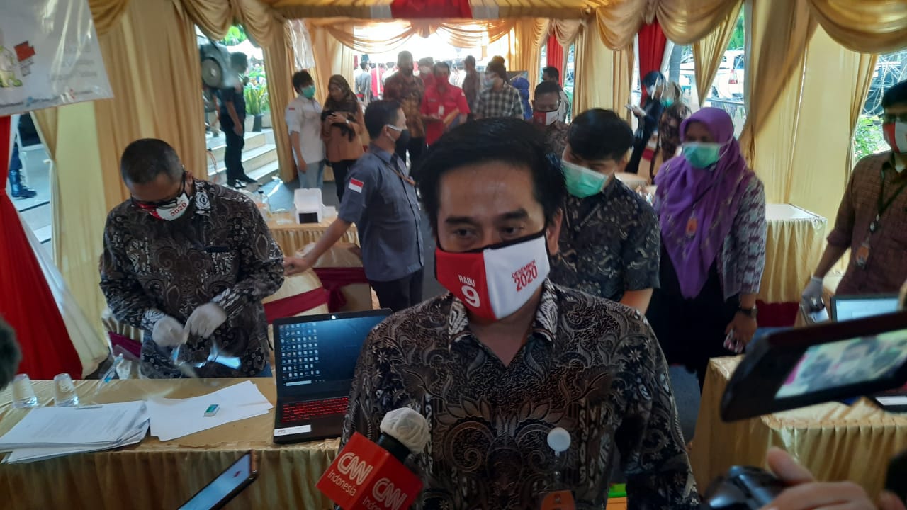 Ketua KPU Kota Surabaya Nur Syamsi. (foto: Alief Sambogo/ngopibareng.id)