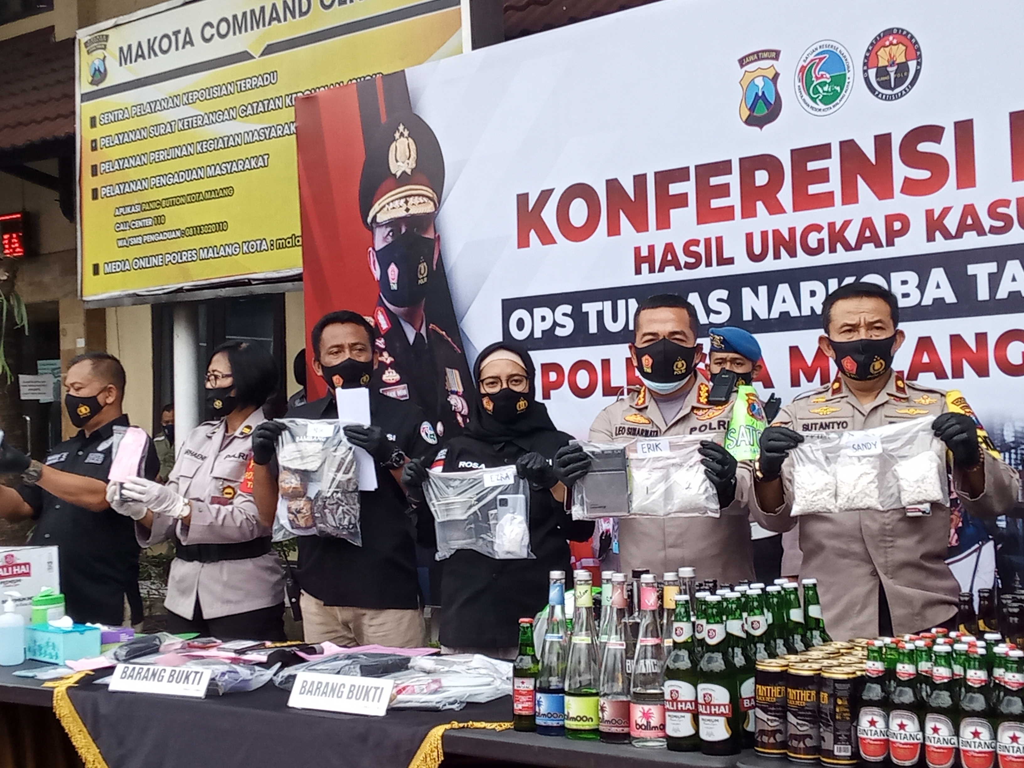 Rilis ungkap kasus narkoba di Mapolresta Malang Kota (Foto: Lalu Theo/ngopibareng.id)