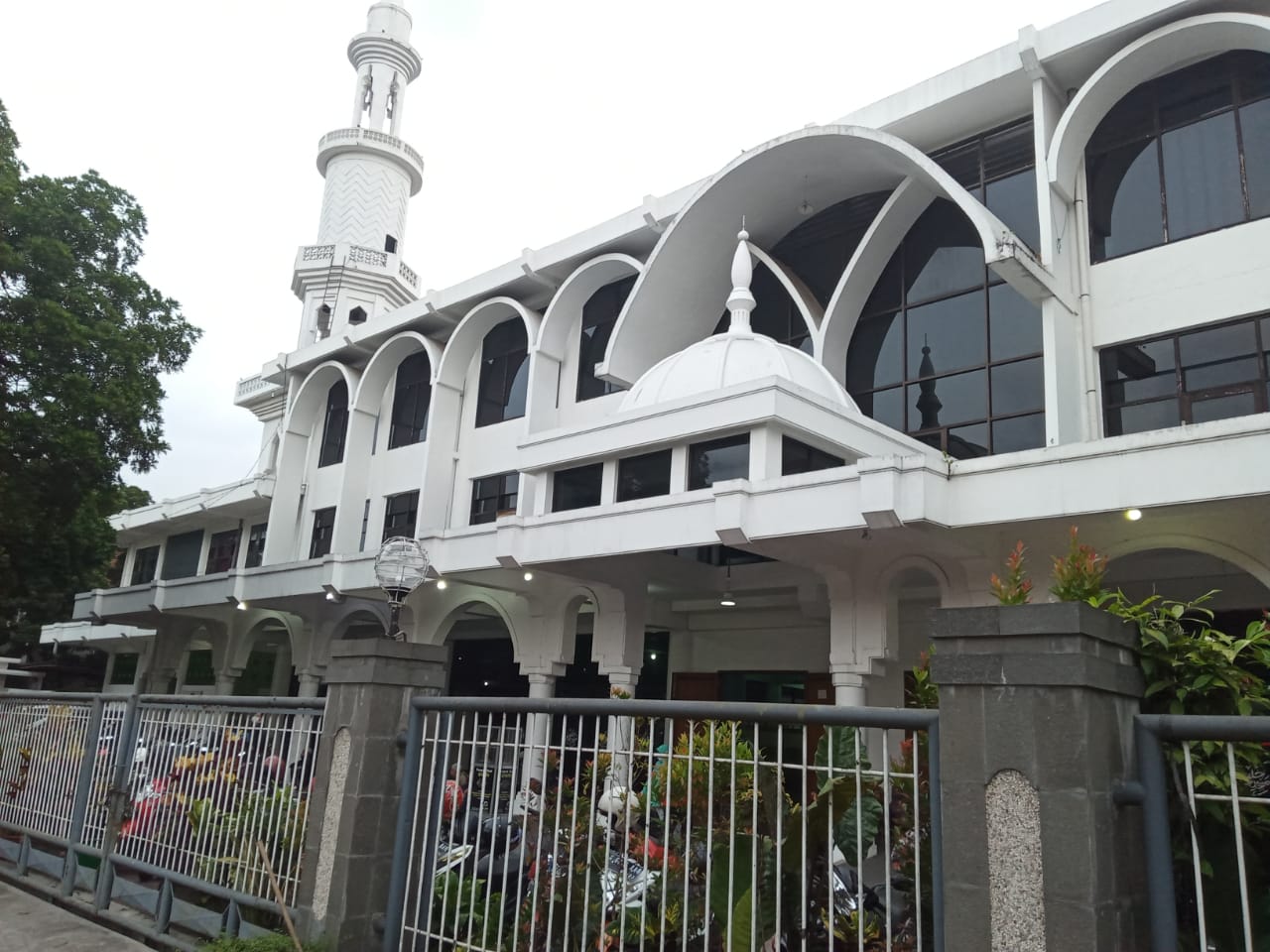 Masjid tempat Syek Ali Jaber mengadakan pengajian di Kota Malang (Foto: Lalu Theo/ngopibareng.id)