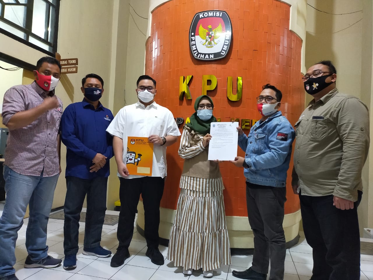KPU Kabupaten Kediri menyatakan paslon  telah lolos tes kesehatan (foto : istimewa) 