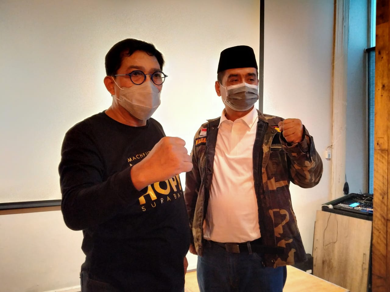 Bakal pasangan calon Walikota dan calon Wakil Walikota Surabaya, Machfud Arifin-Mujiaman Sukirno. (Foto: Fariz Yarbo/Ngopibareng.id)