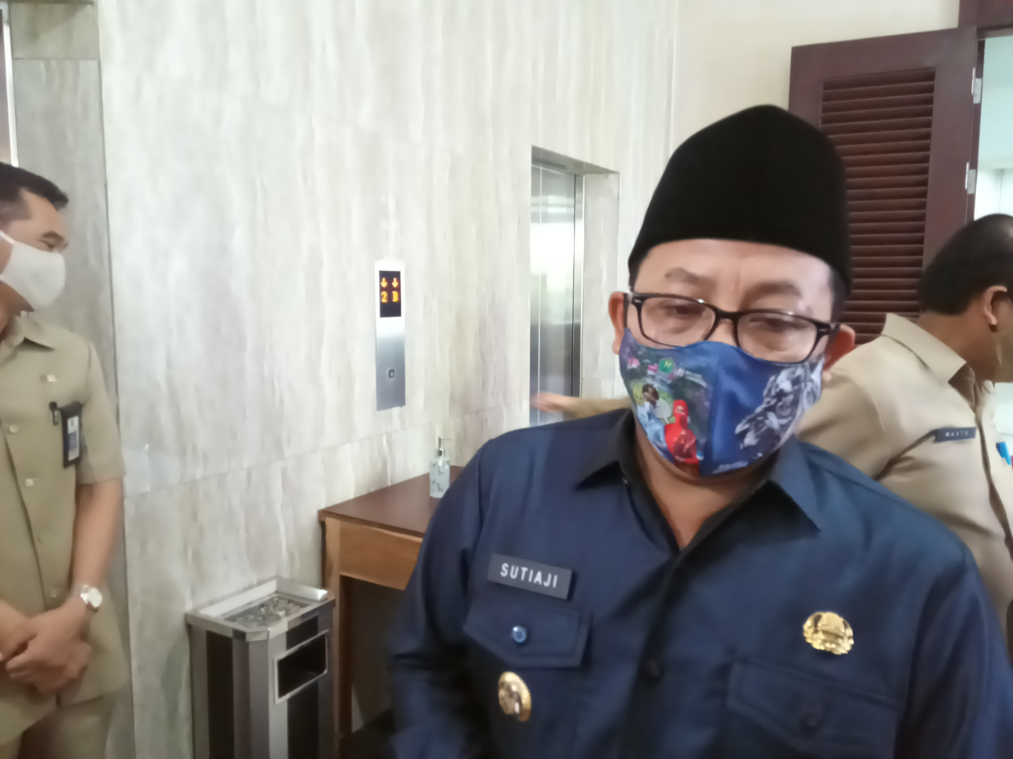 Walikota Malang, Sutiaji saat ditemui usai Rapat Paripurna di Gedung DPRD Kota Malang (Foto: Lalu Theo/Ngopibareng.id)