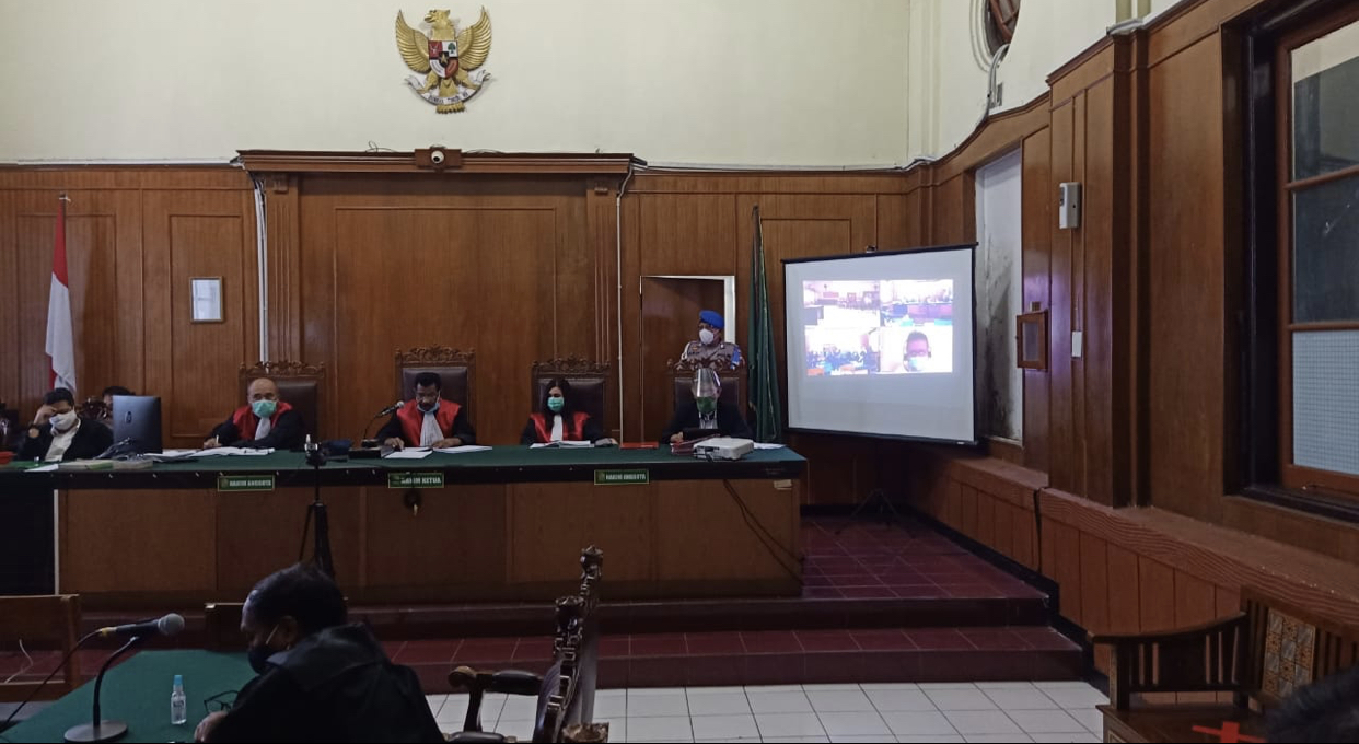 Sidang vonis perkara pencabulan yang dilakukan pendeta di Pengadilan Negeri (PN) Surabaya, pada Senin, 21 September 2020. Dalam sidang itu terdakwa divonis 10 tahun penjara. (Foto: Istimewa)