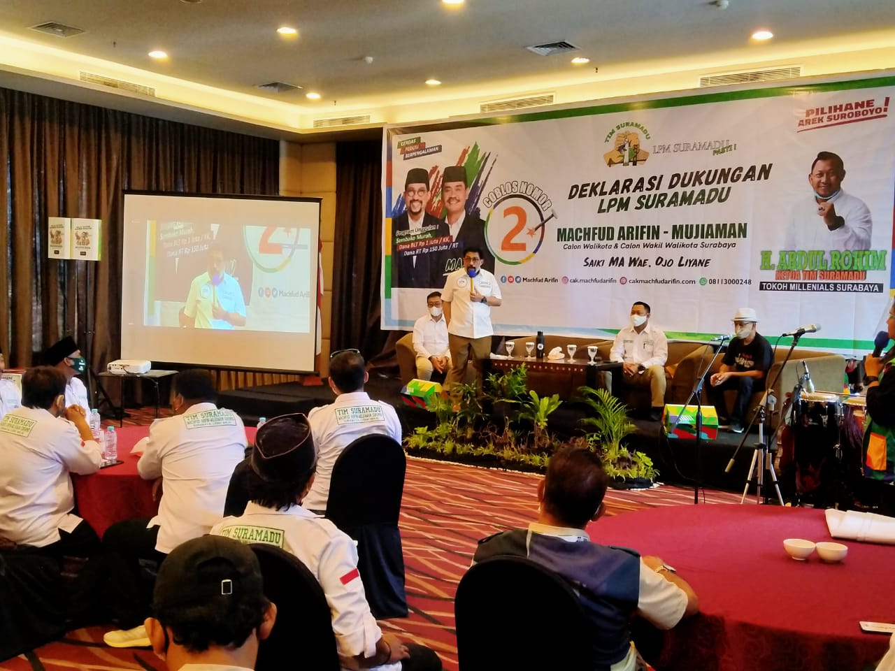 Cawali Kota Surabaya, Machfud Arifin menyampaikan visi misinya kepada LPM Suramadu di Hotel Mercure, Surabaya, Minggu 4 Oktober 2020. (Foto: Fariz Yarbo/Ngopibareng.id)