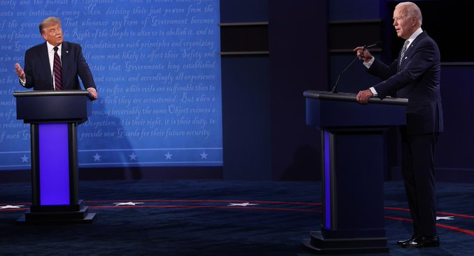 Presiden Amerika Serikat, Donald Trump dan rivalnya, Joe Biden, sama-sama tak pakai masker dalam debat capres perdana. (Foto: Twitter)