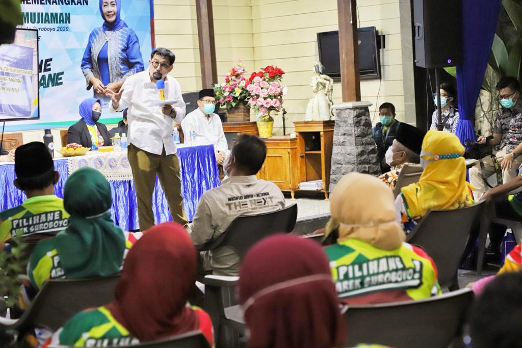 Cawali Surabaya nomor urut dua menyampaikan visi misinya kepada relawan SAH. (Foto: Istimewa)