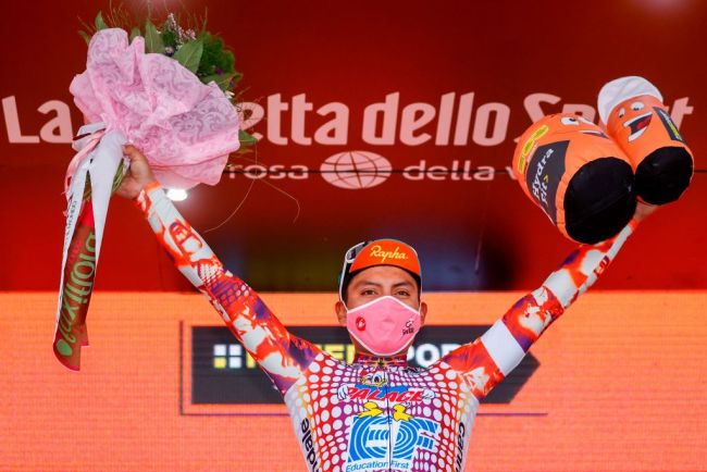 Jonathan Caicedo (EF Pro Cycling) breakaway yang berbuah kemenangan Etape 3 Giro d'Italia. (Foto: Istimewa)