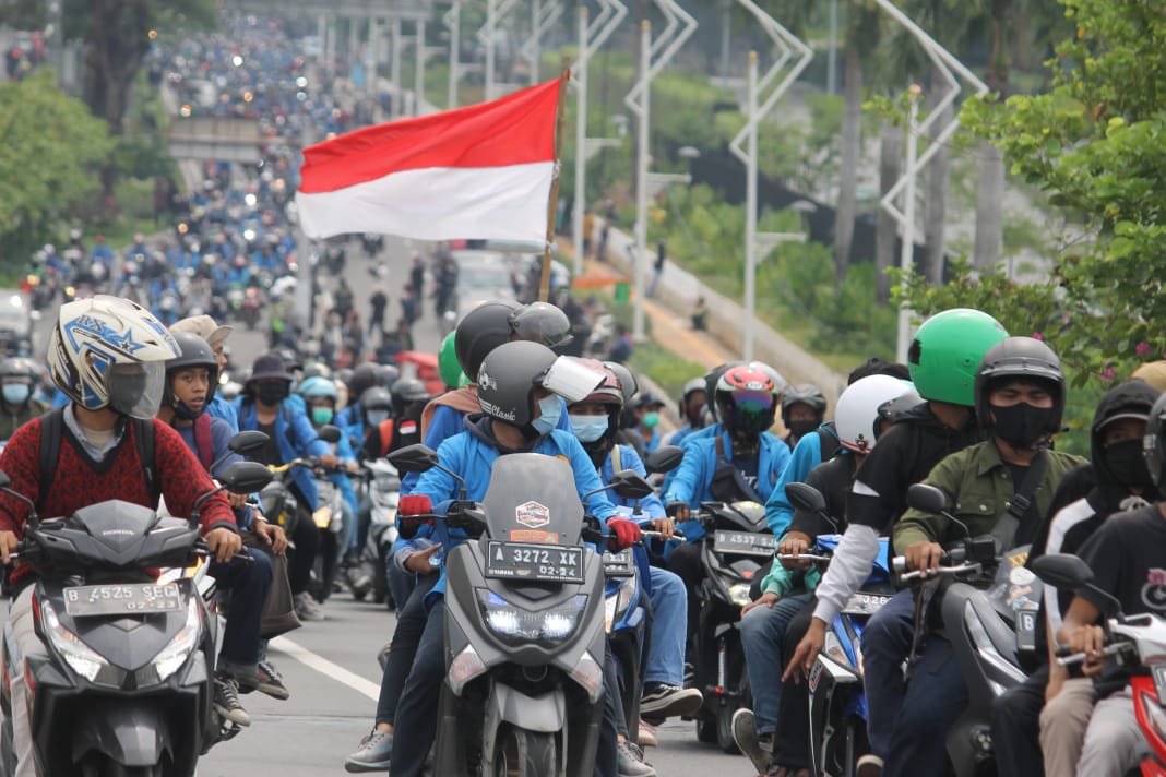 Aksi unjuk rasa Omnibus Law di Jakarta (Asmanu Jose/Ngopibareng.id)