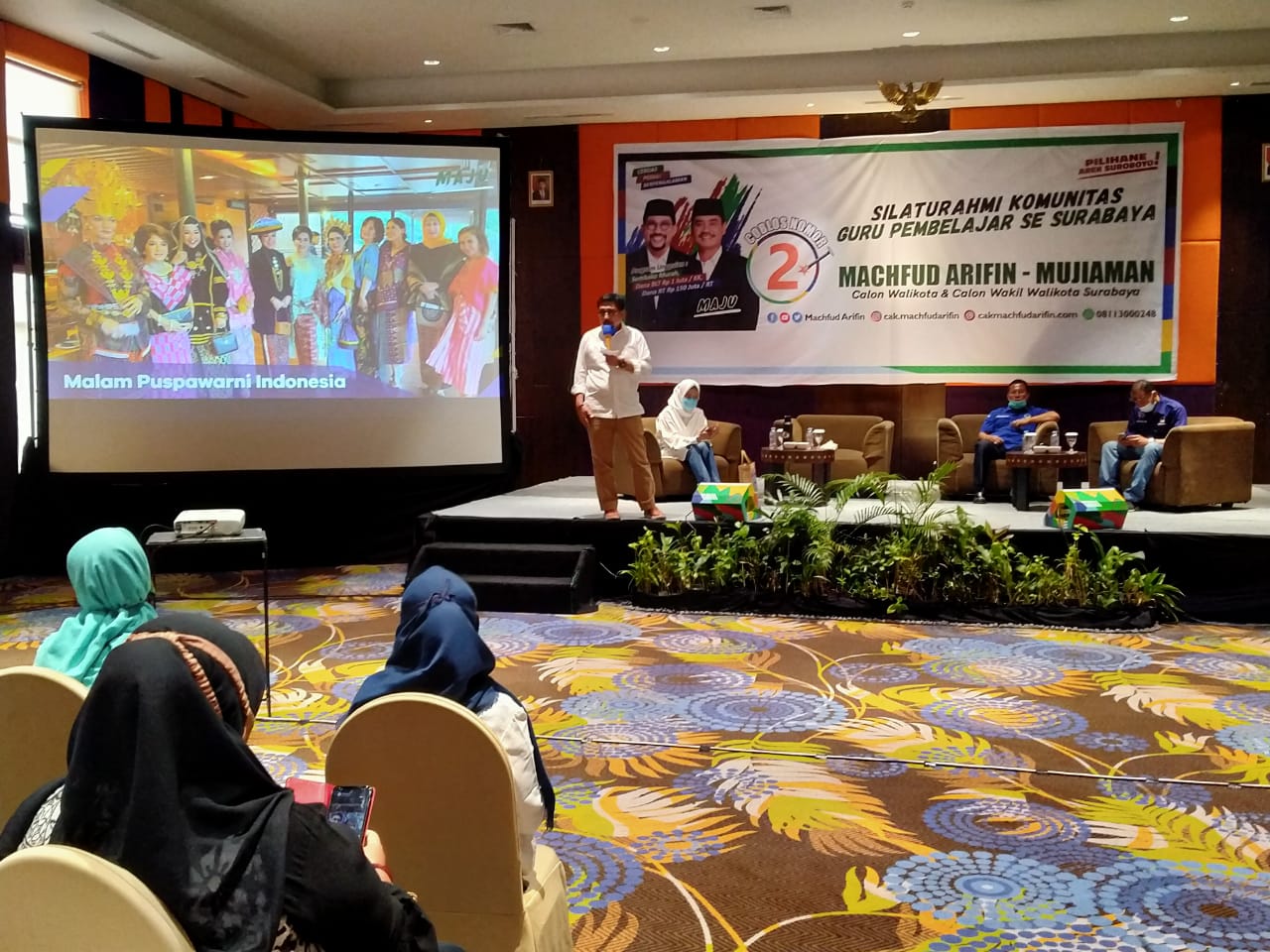 Cawali Surabaya, Machfud Arifin menyampaikan programnya terkait dunia pendidikan kepada para pembelajar se-Surabaya di Hotel Mercure, Surabaya, Jumat 9 Oktober 2020. (Foto: Fariz Yarbo/Ngopibareng.id)