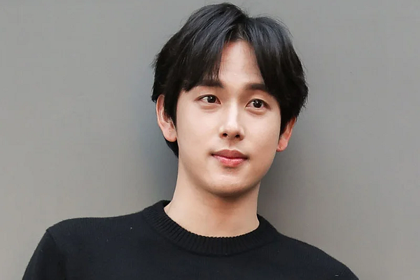 Aktor Korea Selatan sekaligus member ZA:E, Im Siwan. (Foto: Instagram)