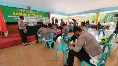 Sidang bagi para pelanggar protokol kesehatan di Bangil, Pasuruan. (Foto: Humas Pasuruan)