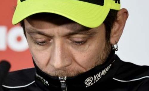 Pebalap Italia Valentino Rossi menyatakan dirinya positif corona. (Foto:Reuters)