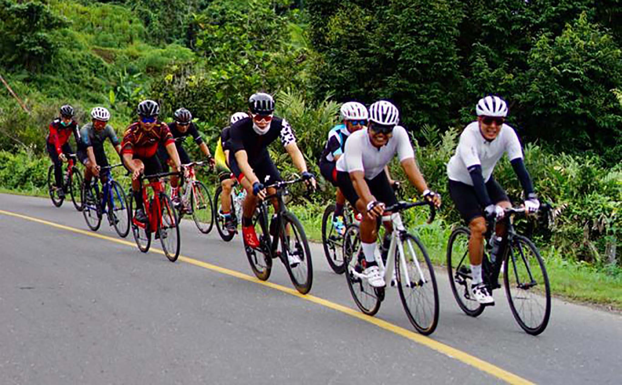 Nabire Bike Community mengusung semangat Bhinneka Tunggal Ika dalam bersepeda. (Foto: Istimewa)