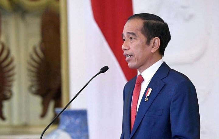 Menurut PP Muhammadiyah, Presiden Joko Widodo mengisyaratkan akan merevisi UU Cipta Kerja. (Foto: Setpres)