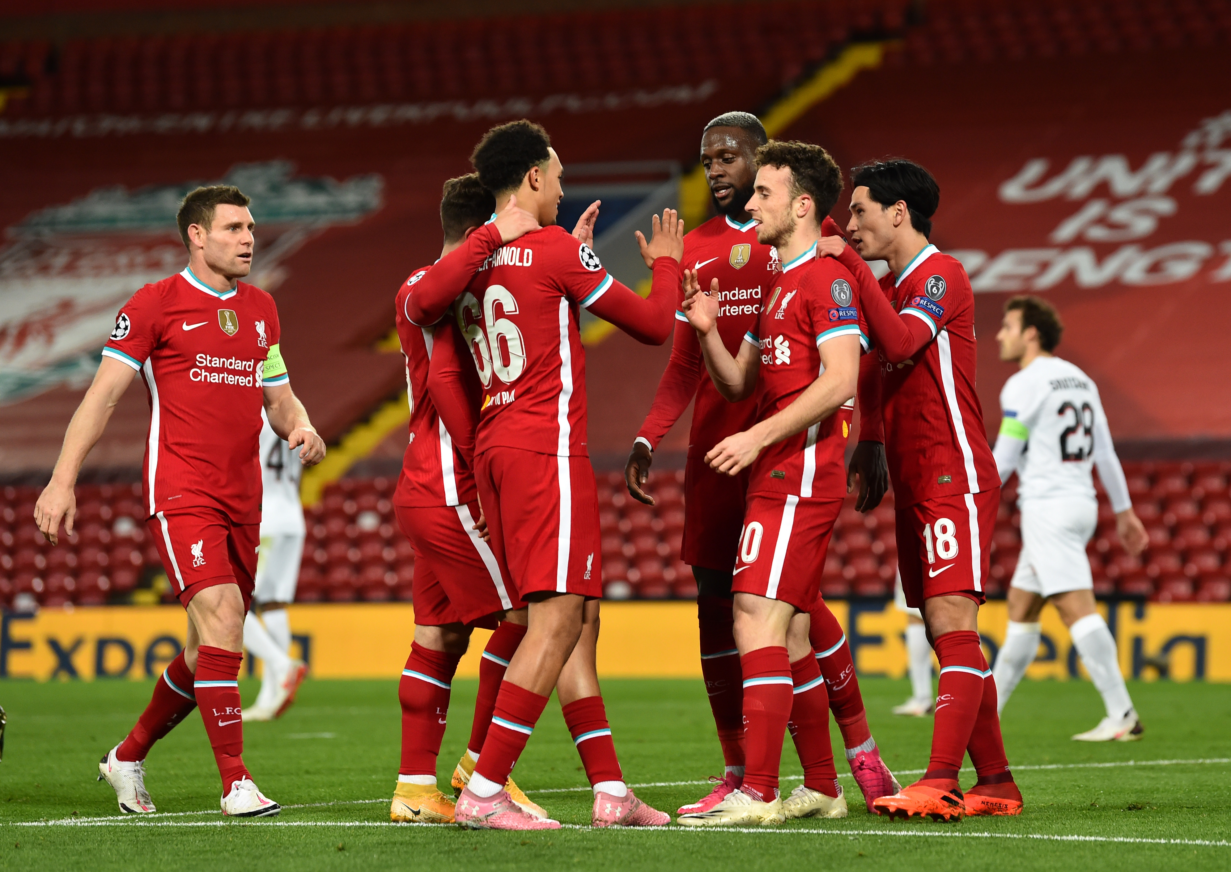 Skuat Liverpool merayakan gol Diogo Jota. (Foto: Twitter/@LFC)