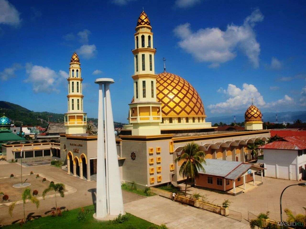 Masjid Al-Fatah Kota Ambon, Maluku. (Foto: Istimewa)