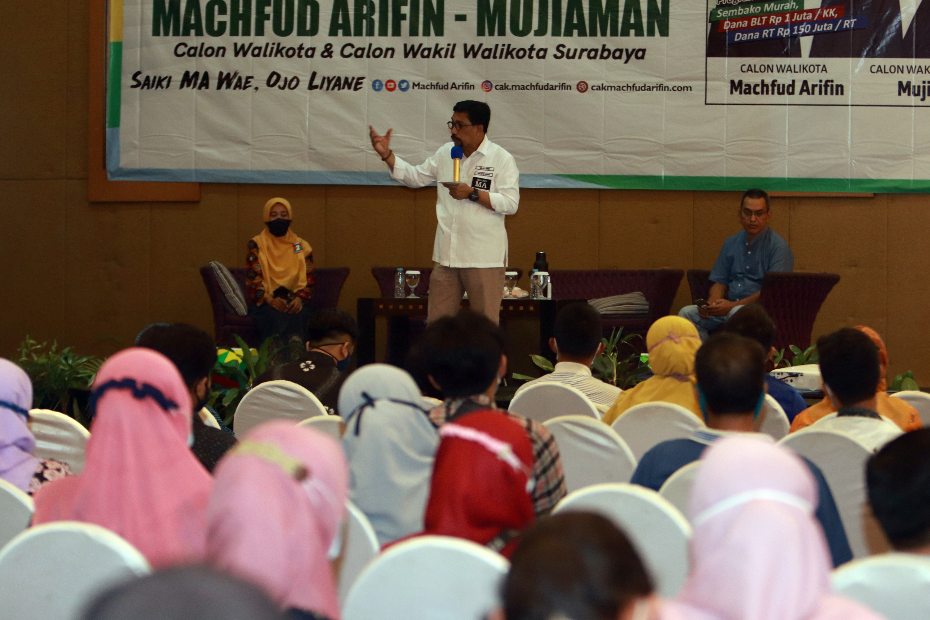Cawali Surabaya, Machfud Arifin, ketika menyampaikan gagasannya dihadapan Kaum Moeda Surabaya di Hotel Mercure, Surabaya, Jumat 30 Oktober 2020. (Foto: Fariz Yarbo/Ngopibareng.id)
