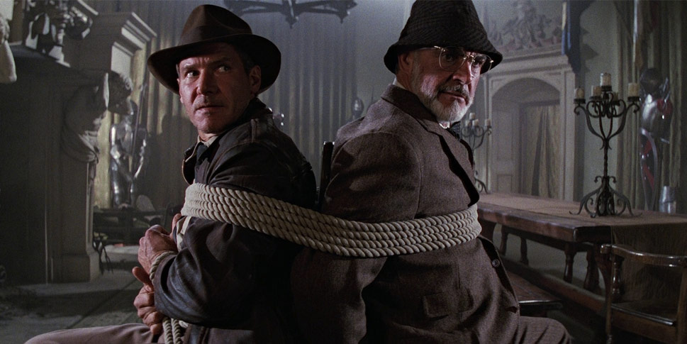 Aktor Sean Connery (kanan) saat bermain film Indiana Jones. (Foto: YouTube)