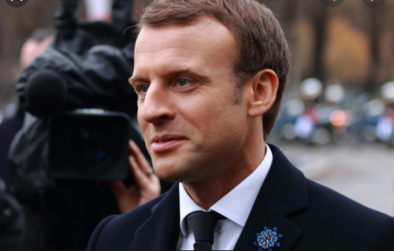 Presiden Emmanuel Macron jawab berbagai kecaman yang ditujukan kepadanya. (wikipediacommons)