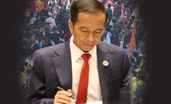 Istana akui ada kesalahan pada UU Omnibus Law  yang sudah ditandatangani Presiden Jokowi. (Ngopibareng)