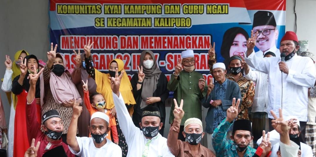 Kiai Kampung, ibu nyai, ustadz, ustadzah dan guru ngaji di Kecamatan Kalipuro menyatakan dukungan pada Ipuk. (Foto: Istimewa)