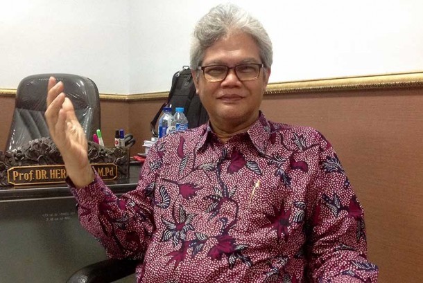 Prof. Dr. Hermanu Joebagio, M.Pd, pakar Sejarah Islam Nusantara dari Univesitas Negeri Sebelas Maret (UNS) Surakarta. (Foto: Istimewa)
