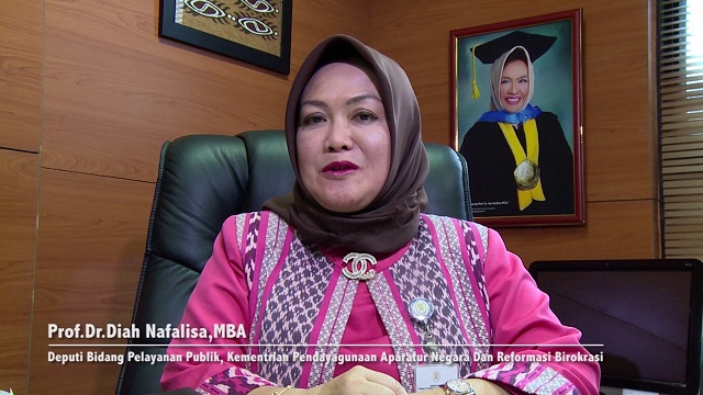 Deputi Bidang Pelayanan Publik Kementerian Pendayagunaan Aparatur Negara dan Reformasi Birokrasi (PANRB) Diah Natalisa. (Foto: Tangkapan layar YouTube)