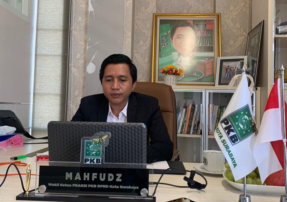 Wakil Ketua Fraksi PKB DPRD Kota Surabaya, Mahfudz. (foto: Alief Sambogo/Ngopibareng.id)