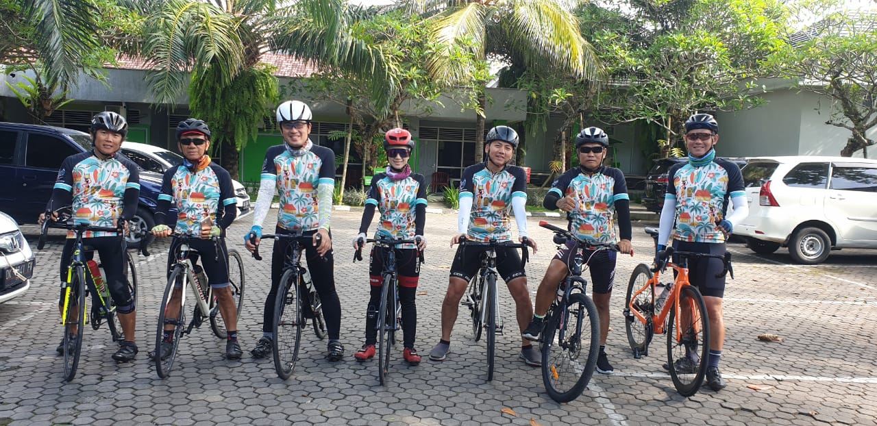 Tujuh cyclist berangkat dari Purwokerto menuju Bali tanggal 28 Oktober 2020 lalu. (Foto: Istimewa)