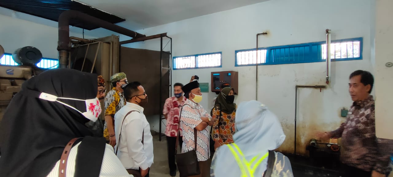 Anggota Komisi B Dewan Perwakilan Rakyat Daerah (DPRD) Kota Malang saat melakukan sidak ke Kantor PDAM Kota Malang. (Foto: Istimewa)