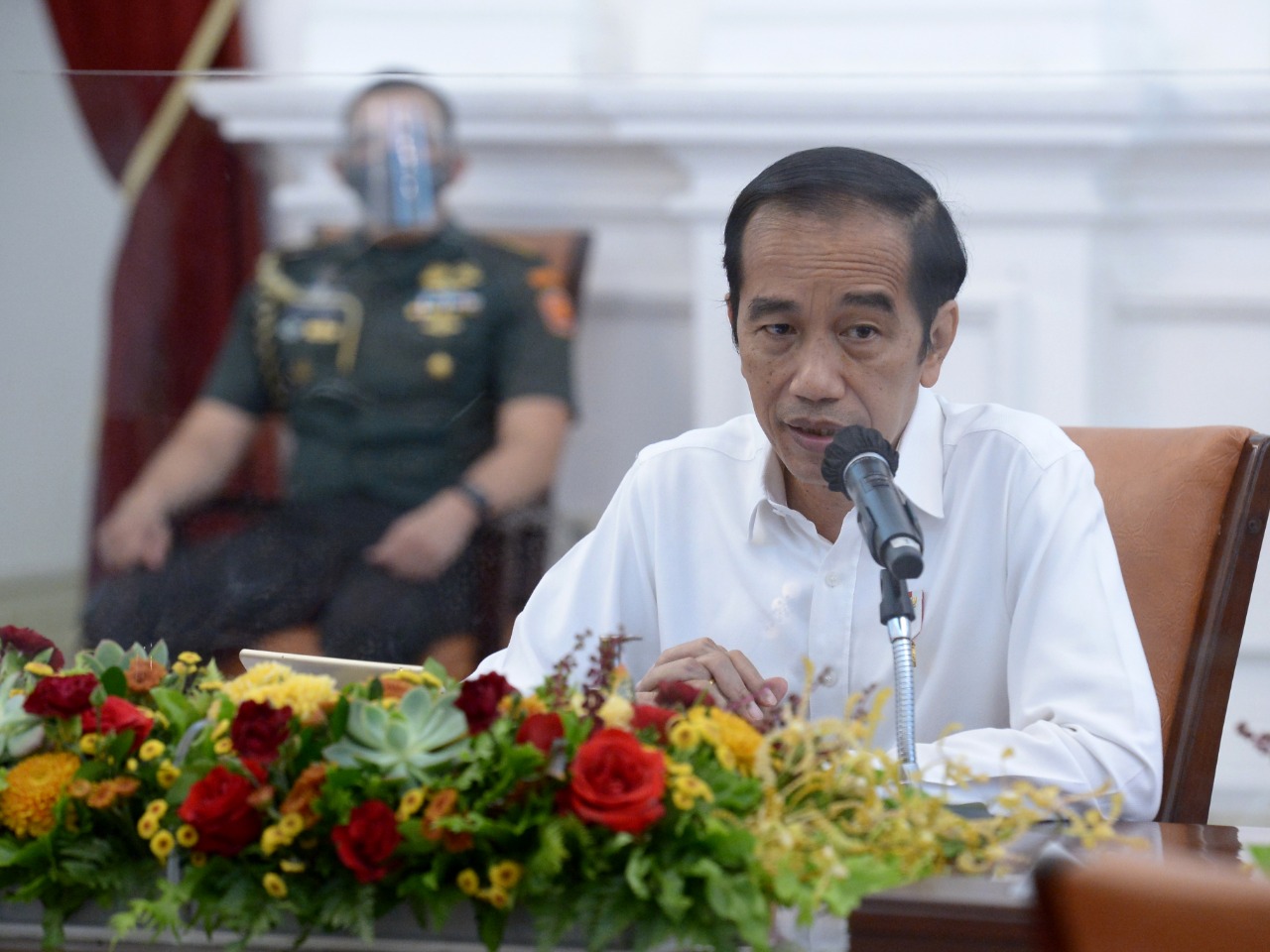 Presiden Jokowi saat memimpin rapat terbatas, Senin, 16 November 2020. (Foto: Setpres)