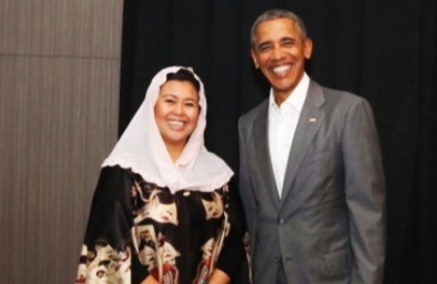 Barack Obama bersama Yenny Wahid, putri Gus Dur. (Foto: dok/Ngopibareng.id)