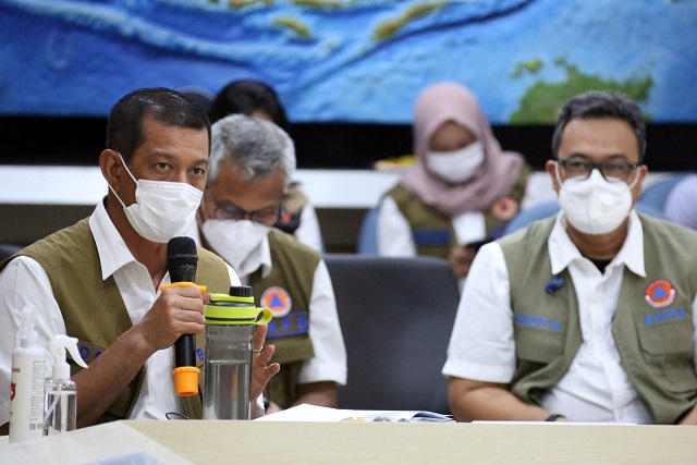 Kepala Badan Nasional Penanggulangan Bencana (BNPB) Doni Monardo (kiri) hadir dalam acara Tactical Floor Game (TFG) di Kabupaten Sleman. (Foto: Twitter @BNPB_Indonesia) 