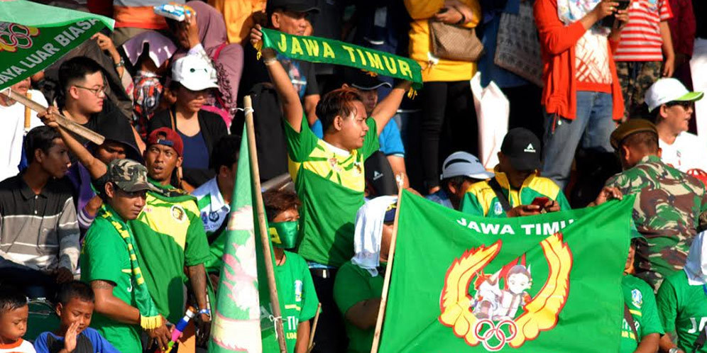 Suporter Jawa Timur di PON XIX 2016 Jawa Barat. (Foto: Istimewa)