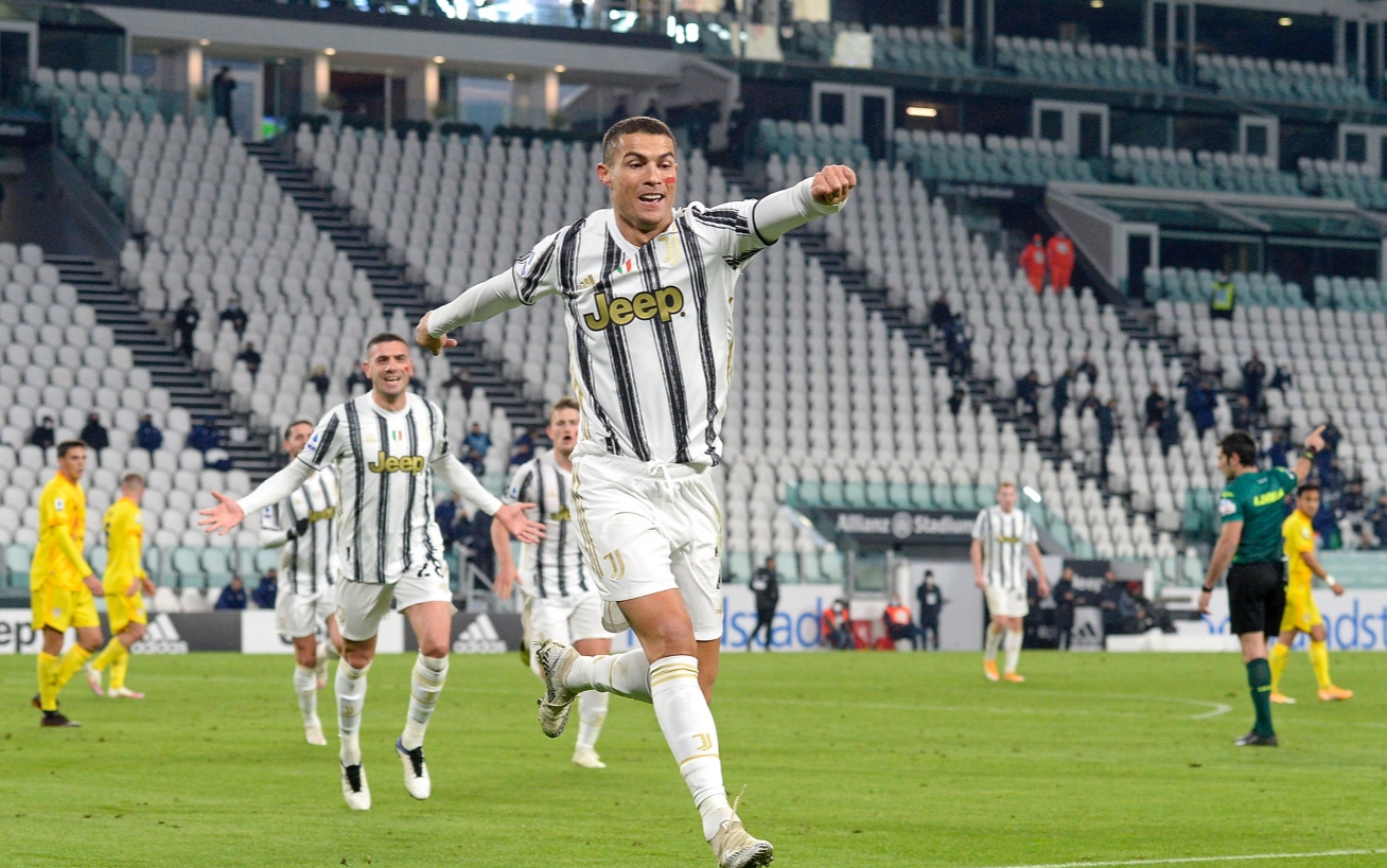 Cristiano Ronaldo kembali mengamuk saat Juventus kandaskan Cagliari 2-0. (Foto: Twitter/@juventusfc) 