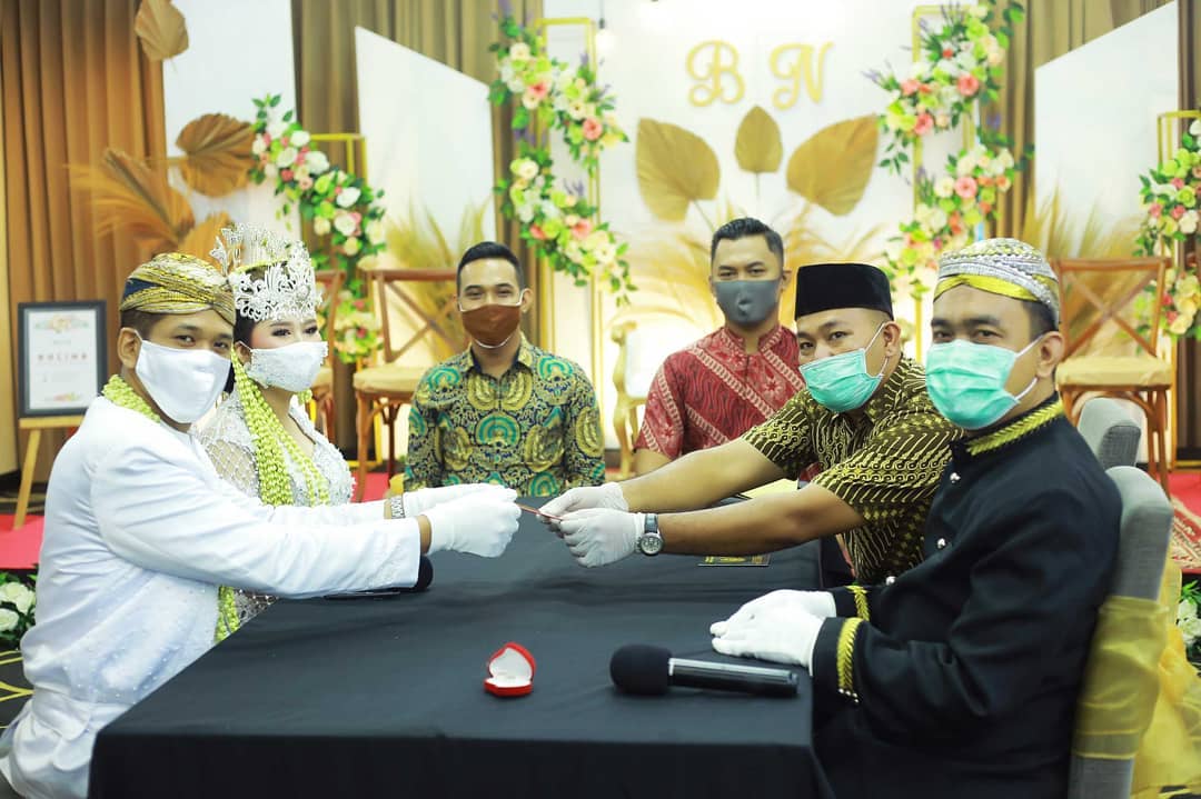 Ilustrasi pesta pernikahan yang dilakukan dengan protokol kesehatan ketat dinQuest Hotel Darmo Surabaya (Foto: istimewa)