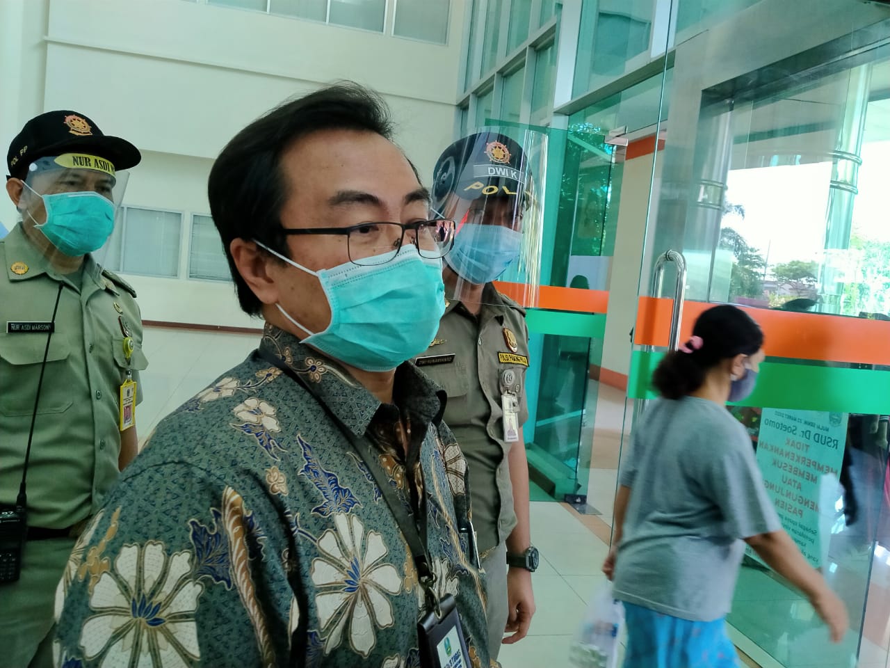 Koordinator Satgas Penanganan Covid-19, Dr. Joni Wahyuhadi. (Foto: Fariz Yarbo/Ngopibareng.id)