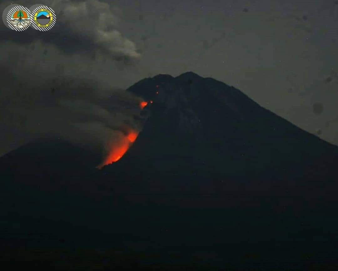 Penampakan lava pijar Gunung Semeru pada 29 November 2020, lalu (Foto: BB TNBTS)