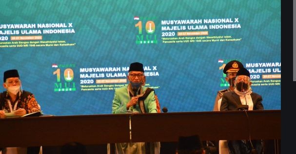 Ketua Umum Majelis Ulama Indonesia (MUI) KH Miftachul Akhyar (tengah) di Jakarta. (Foto: humas mui)
