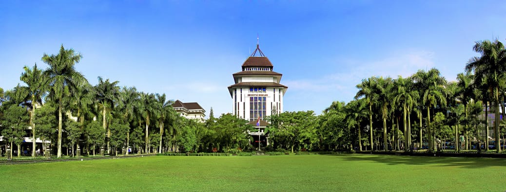 Tampak depan Gedung Rektorat Universitas Brawijaya, Malang, Jawa Timur. (Foto: Dok. UB)