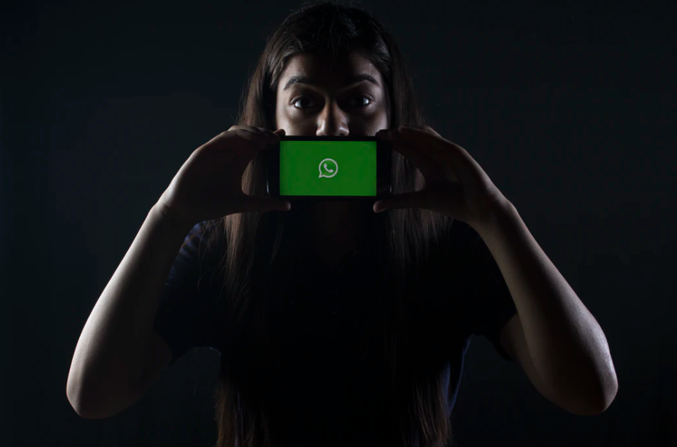 Whatsapp lengkapi fitur desktop dengan video call dan panggilan suara. 