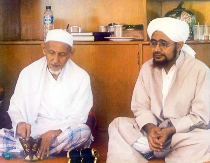Habib Anis Al-Habsyi (almaghfurlah) Solo dan Habib Umar bin Hafidz.