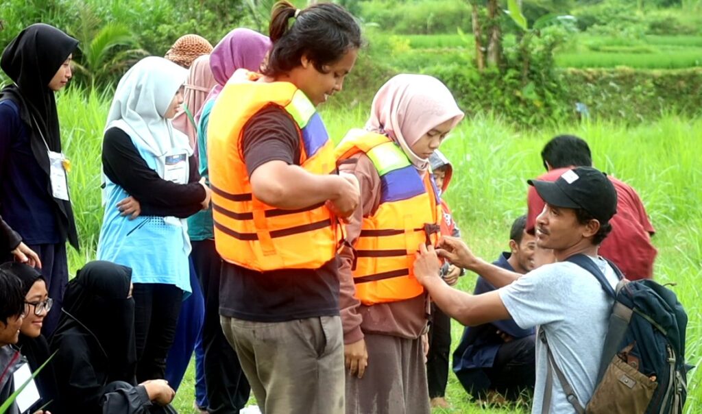 Salah satu kegiatan Diklatsar kaum muda Muhammadiyah. (Foto: md.or.id)