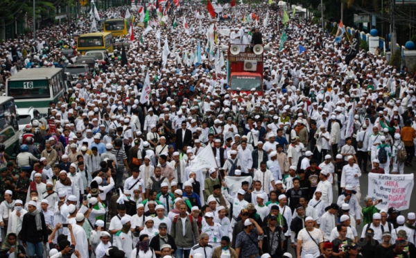 Ketika umat Islam bergerak dalam aksi massa. (Foto: Istimewa)