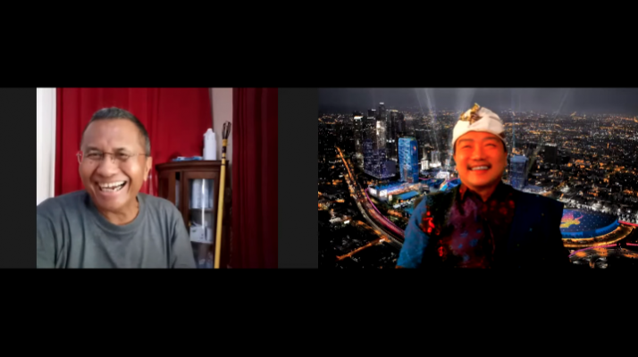 Dahlan Iskan dan Youtuber Indonesia yang tinggal di Los Angeles. (Foto Disway)