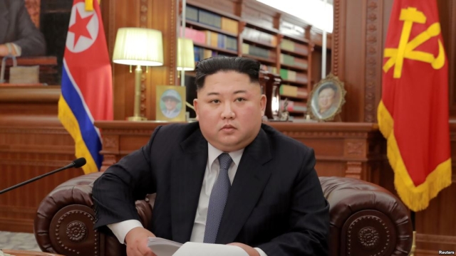 Pemimpin Korea Utara Kim Jong-un akan menghukum warganya yang kepergok menggunakan bahasa gaul atau bahasa Korea Selatan. (Foto: Istimewa)