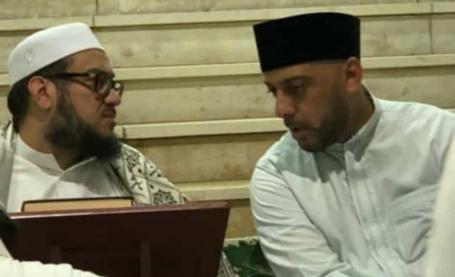 Syeikh Ali bin Sholeh bin Muhammad Al-Jaber bersama Sayyid Ahmad bin Muhammad bin Alawi Almaliky Al-Hasany. (Foto: Istimewa)